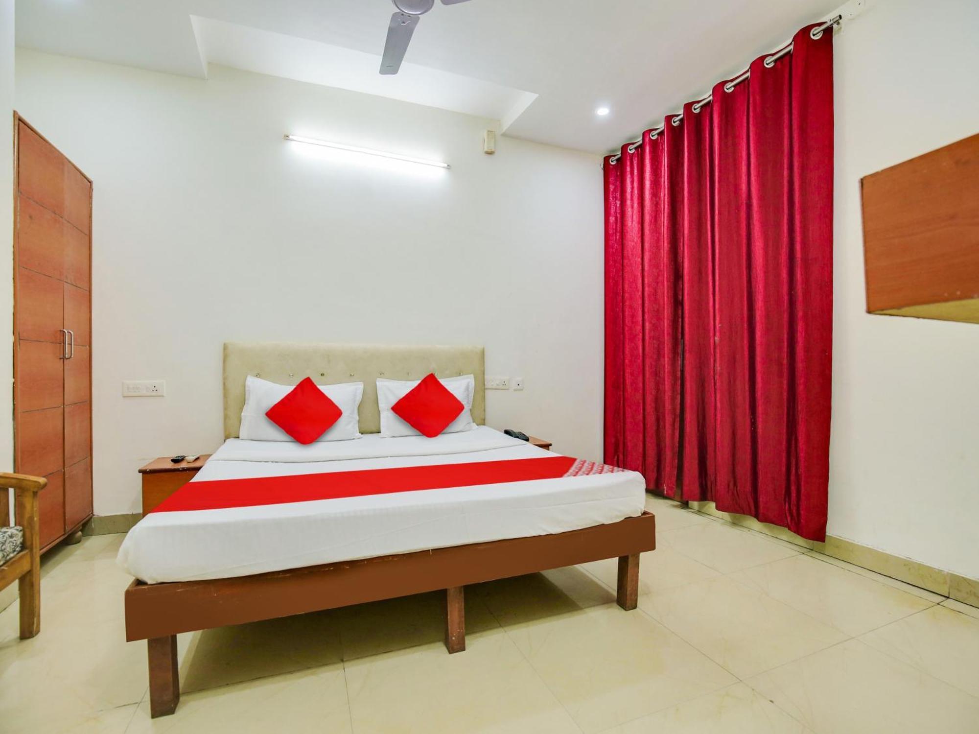 Hotel O Platinum Inn Nayagaon المظهر الخارجي الصورة