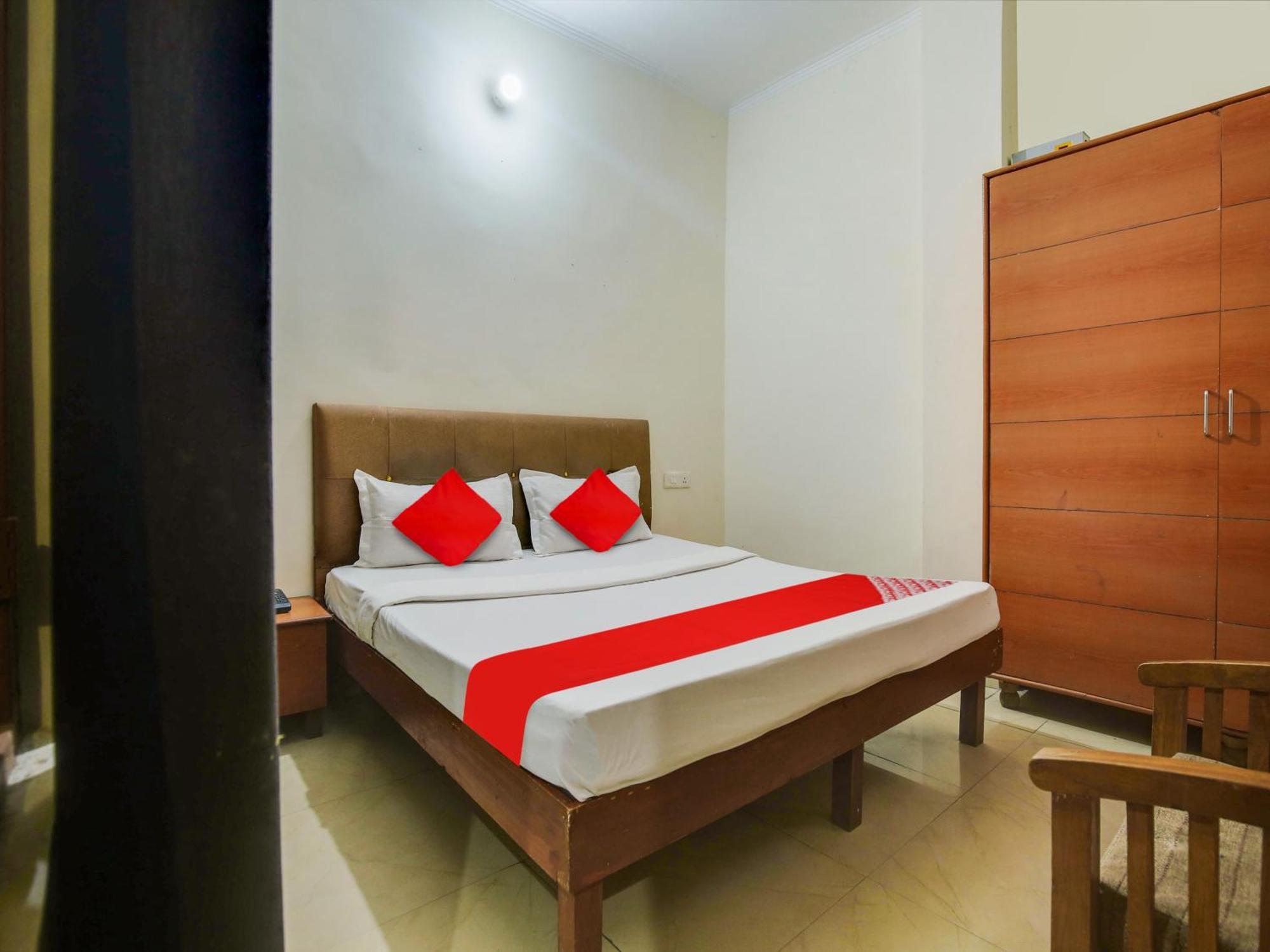 Hotel O Platinum Inn Nayagaon المظهر الخارجي الصورة
