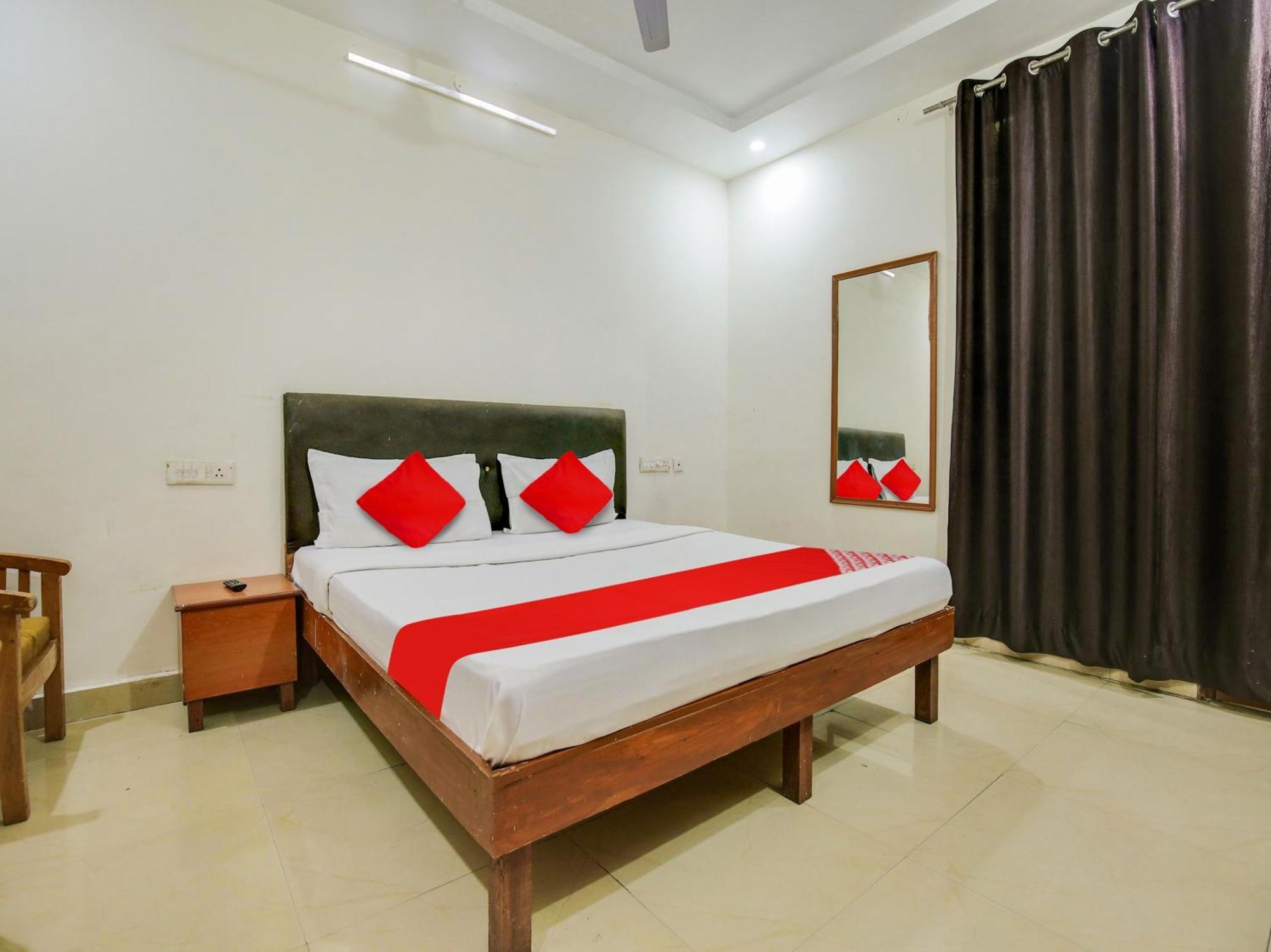 Hotel O Platinum Inn Nayagaon المظهر الخارجي الصورة