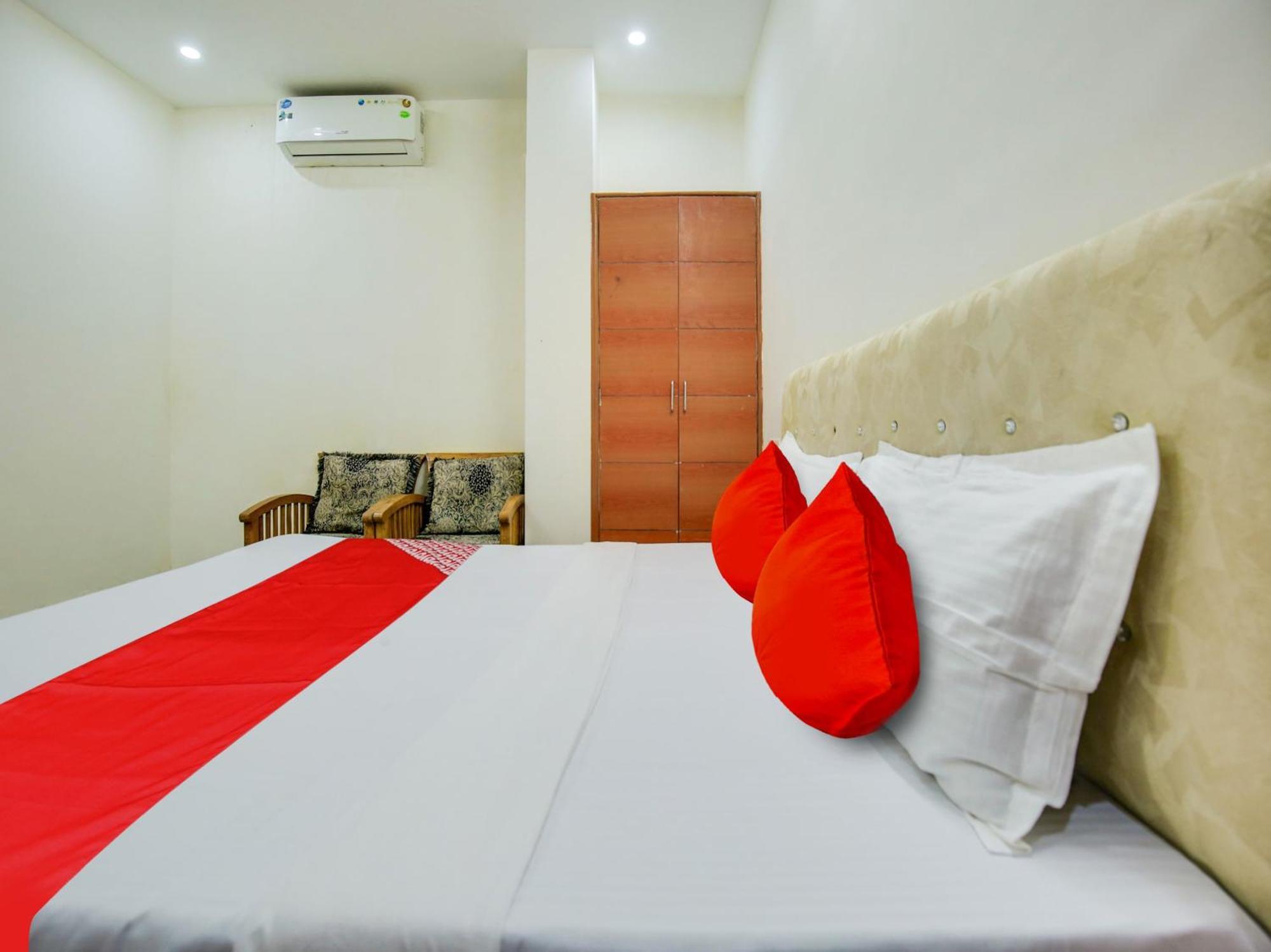 Hotel O Platinum Inn Nayagaon المظهر الخارجي الصورة