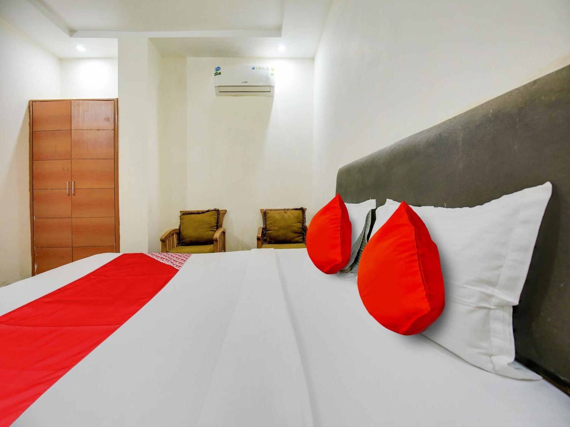 Hotel O Platinum Inn Nayagaon المظهر الخارجي الصورة