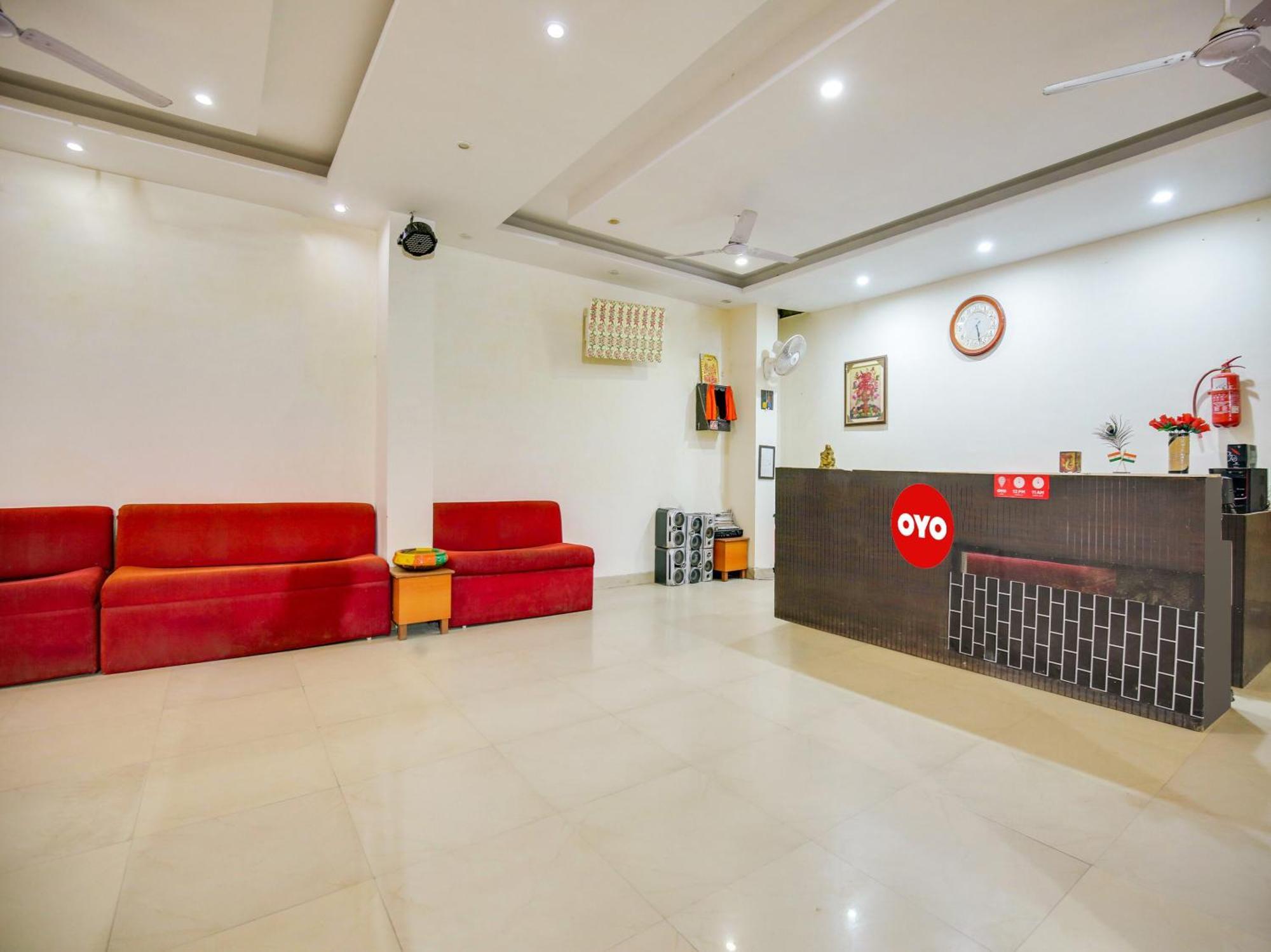 Hotel O Platinum Inn Nayagaon المظهر الخارجي الصورة